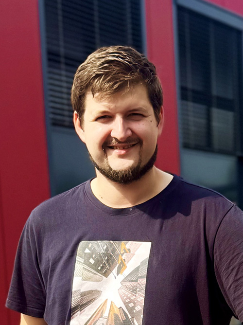 Elvinas Bavejanas Tierarzt